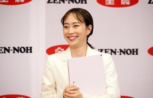 早田希娜和张本智和早田希娜和张本智和是日本乒乓球界非常出色的两位运动员。