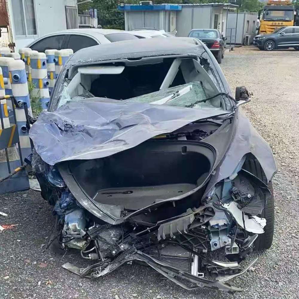 男子买到特斯拉全损车 法院：退1赔3男子买到特斯拉全损车，法院裁定退1赔3，揭示事件背后的真相与启示