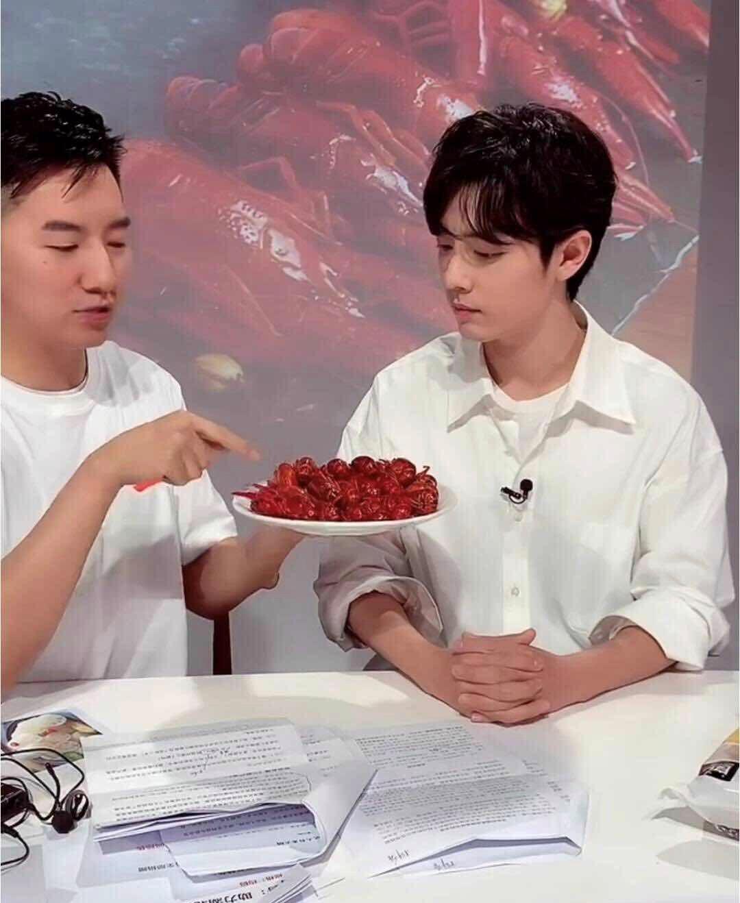 夜宵顶流小龙虾为何“不香”了夜宵顶流小龙虾为何不香了