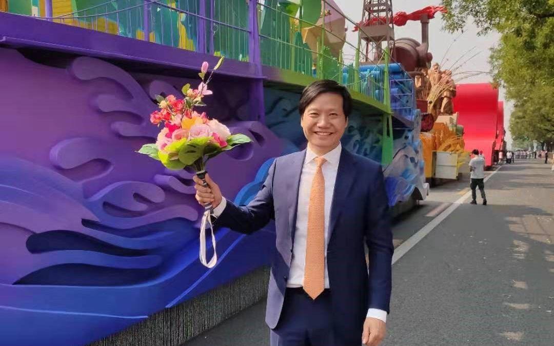 雷军上阅兵雷军上阅兵，科技与军事的完美结合