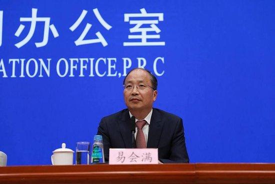 易会满任期内3000点20次失守易会满任期内股市波动，3000点20次失守背后的故事