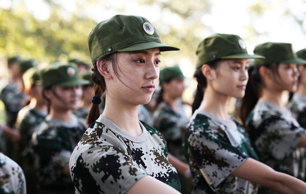 感染艾滋以为军训累感染艾滋并非军训之累，深度解析与应对建议