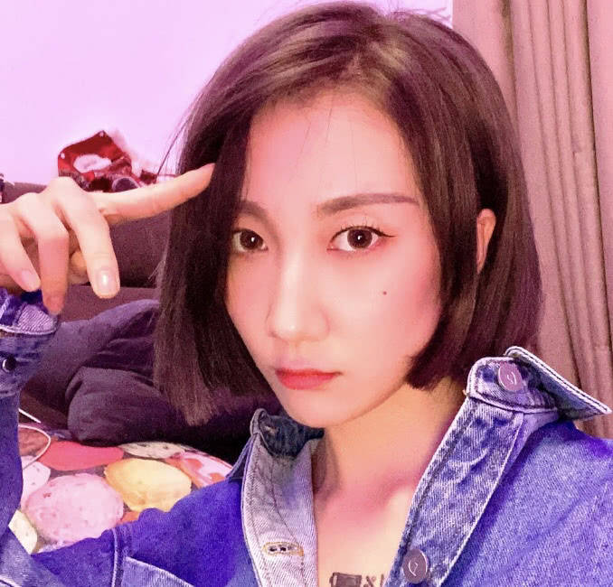 乃万单独出道乃万单独出道，音乐之路的崭新篇章